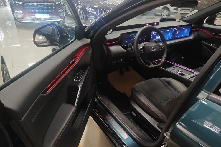 Used Ford Mondeo 2023 1.5T E-Hybrid ST-Line Interior 3