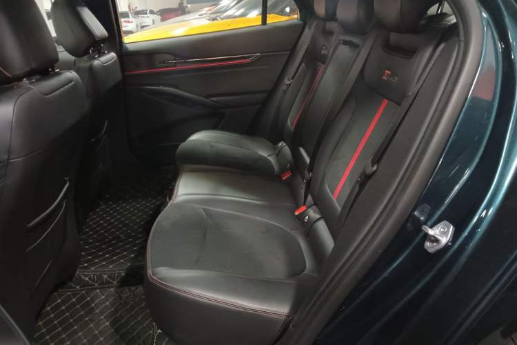 Used Ford Mondeo 2023 1.5T E-Hybrid ST-Line Interior 4