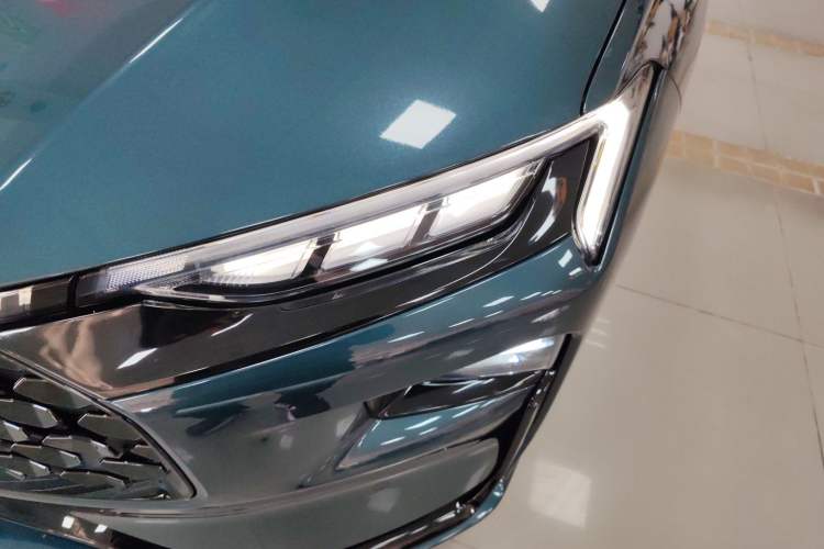 Used Ford Mondeo 2023 1.5T E-Hybrid ST-Line Left Front Headlight