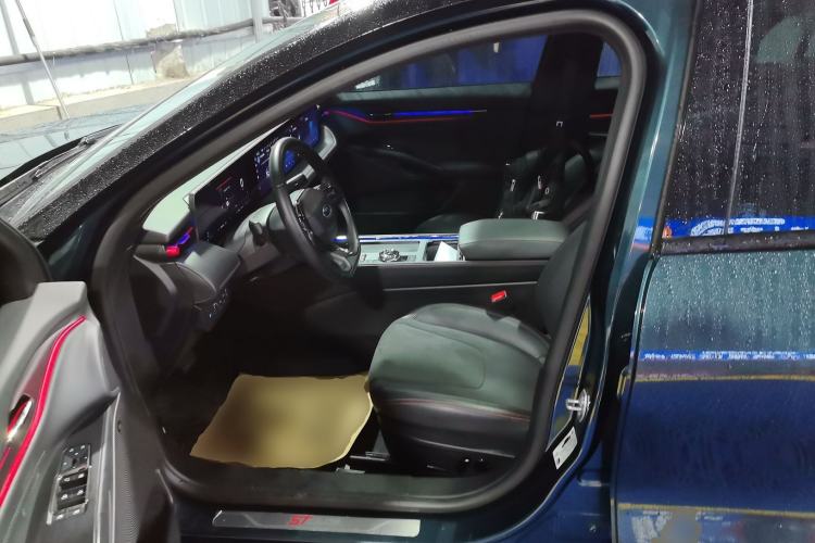 Used Ford Mondeo 2023 1.5T E-Hybrid ST-Line Left Front Seat