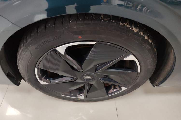 Used Ford Mondeo 2023 1.5T E-Hybrid ST-Line Left Front Wheel Hub
