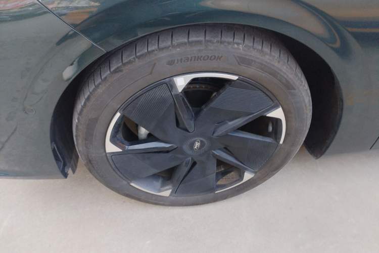 Used Ford Mondeo 2023 1.5T E-Hybrid ST-Line Left Front Wheel Hub