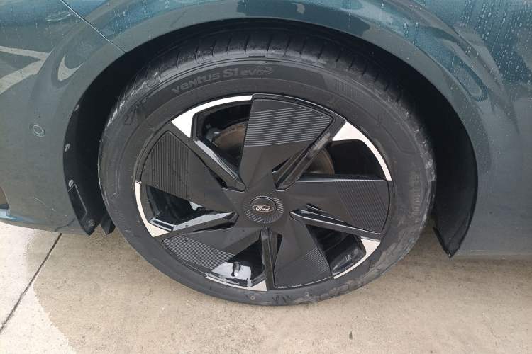 Used Ford Mondeo 2023 1.5T E-Hybrid ST-Line Left Front Wheel Hub