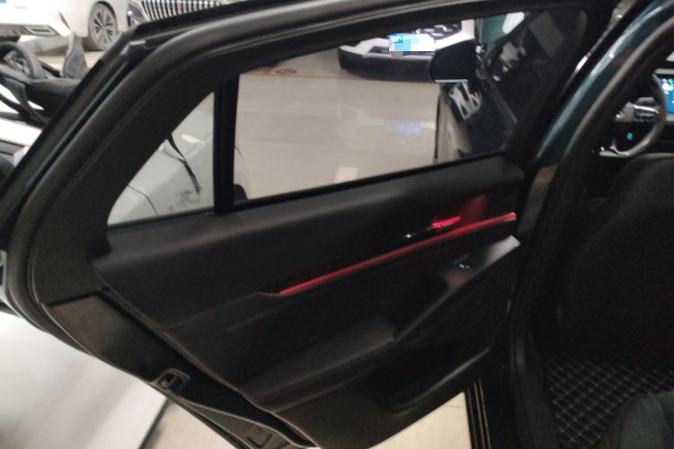 Used Ford Mondeo 2023 1.5T E-Hybrid ST-Line Left Rear Door Interior