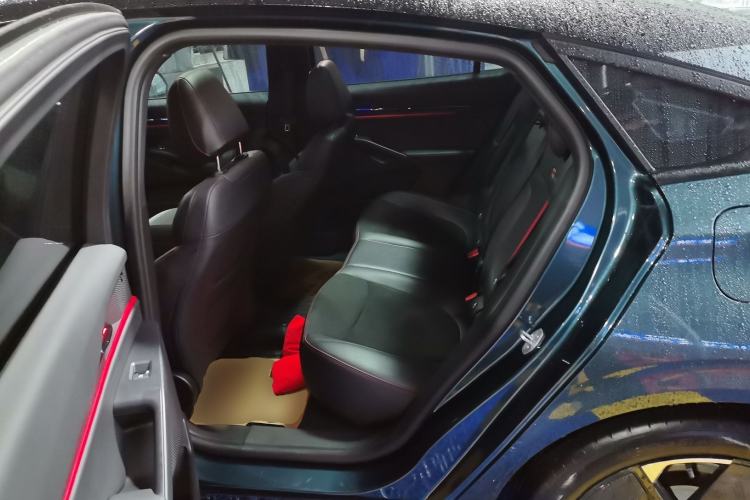 Used Ford Mondeo 2023 1.5T E-Hybrid ST-Line Left Rear Seat