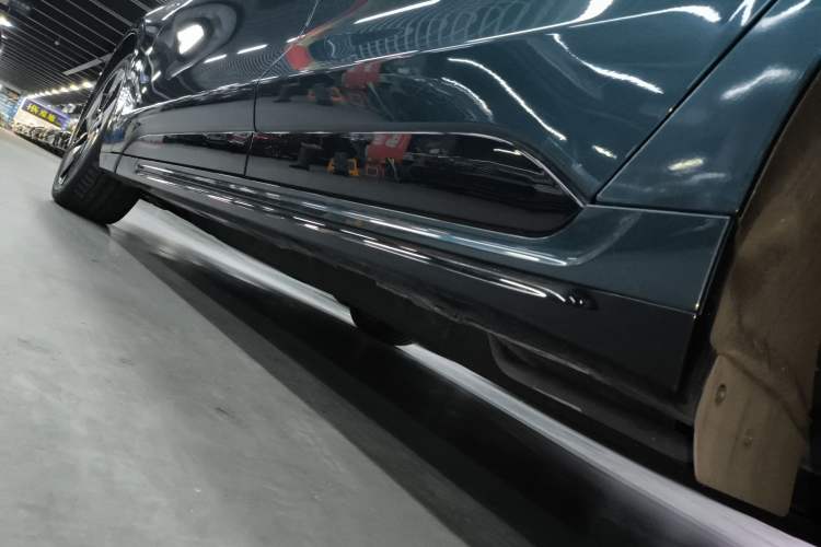 Used Ford Mondeo 2023 1.5T E-Hybrid ST-Line Left Side Sill