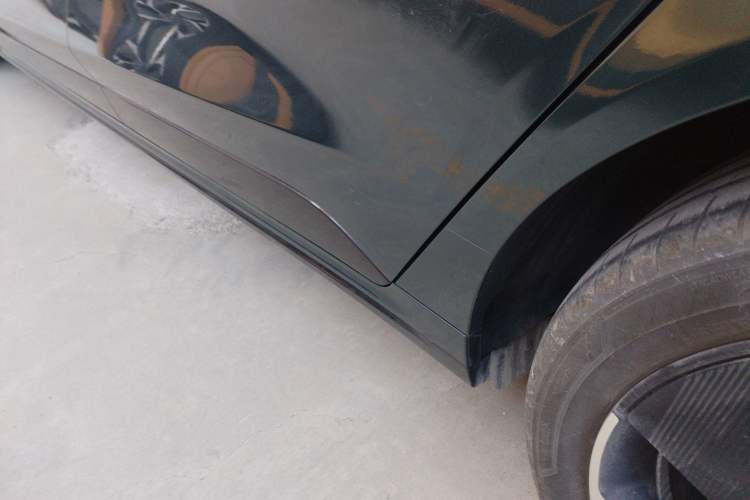 Used Ford Mondeo 2023 1.5T E-Hybrid ST-Line Left Side Sill