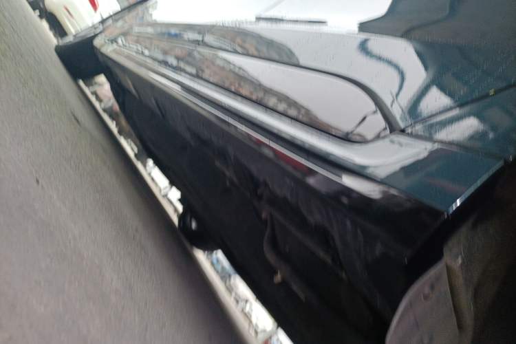 Used Ford Mondeo 2023 1.5T E-Hybrid ST-Line Left Side Sill