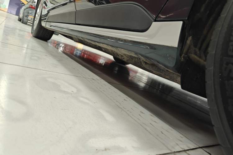 Used Ford Mondeo 2023 EcoBoost 180 Comfort Model Left Side Sill