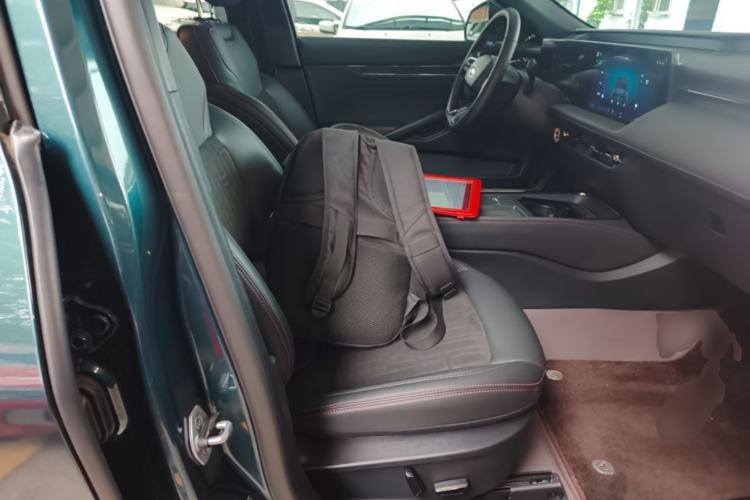 Used Ford Mondeo 2023 EcoBoost 180 Comfort Model Right Front Seat