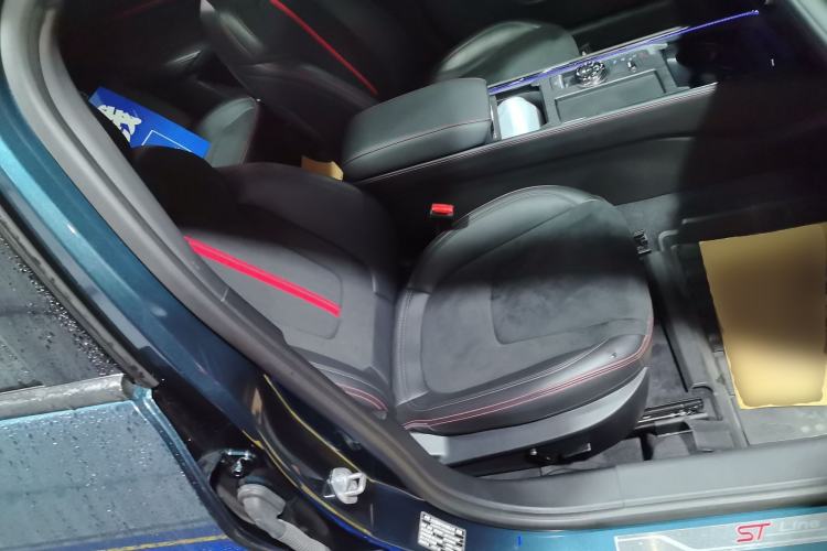 Used Ford Mondeo 2023 1.5T E-Hybrid ST-Line Right Front Seat