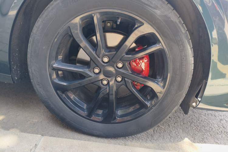 Used Ford Mondeo 2023 1.5T E-Hybrid Luxury Version Right Front Wheel Hub