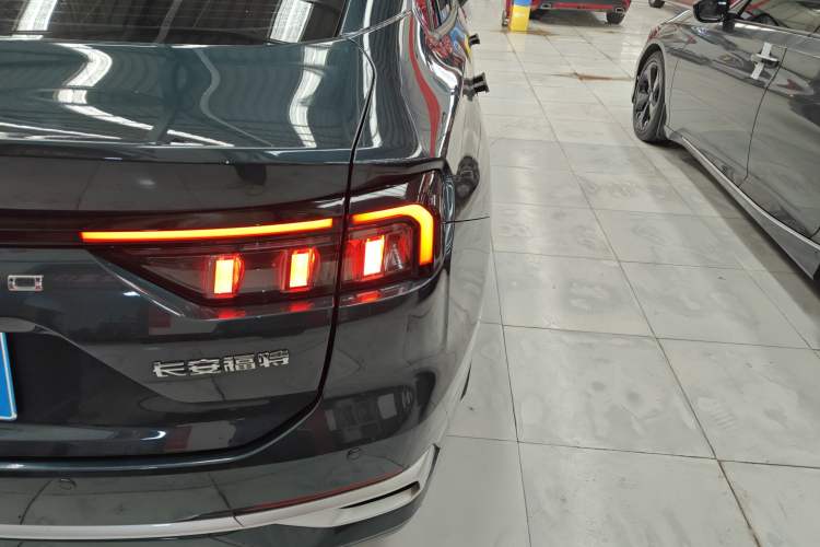 Used Ford Mondeo 2023 EcoBoost 180 Comfort Model Right Rear Taillight