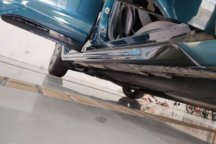 Used Ford Mondeo 2023 1.5T E-Hybrid ST-Line Right Side Sill