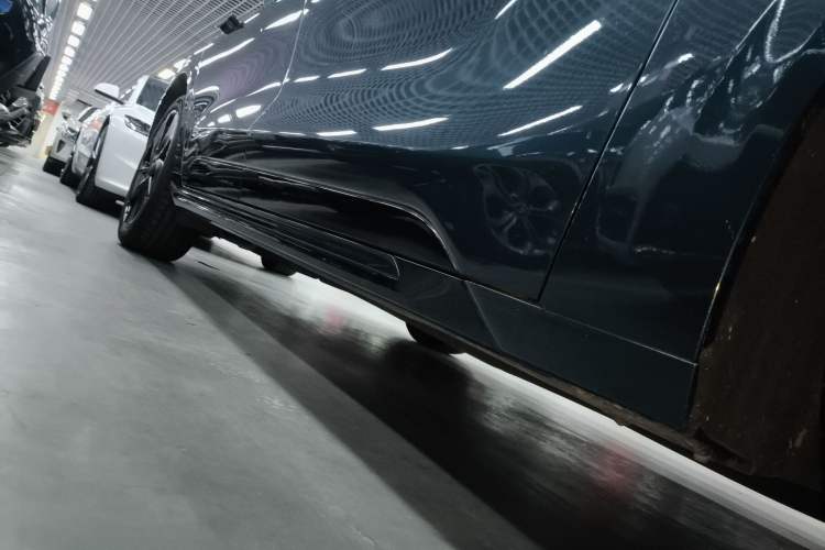 Used Ford Mondeo 2023 1.5T E-Hybrid ST-Line Right Side Sill