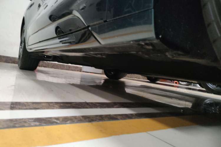 Used Ford Mondeo 2023 1.5T E-Hybrid ST-Line Right Side Sill