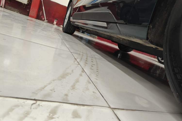 Used Ford Mondeo 2023 EcoBoost 180 Comfort Model Right Side Sill