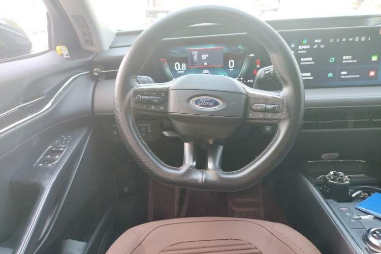Used Ford Mondeo 2023 EcoBoost 180 Luxury Model Steering Wheel