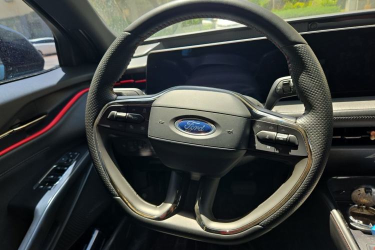 Used Ford Mondeo 2023 1.5T E-Hybrid ST-Line Steering Wheel