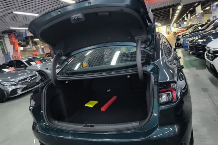 Used Ford Mondeo 2023 1.5T E-Hybrid ST-Line Trunk