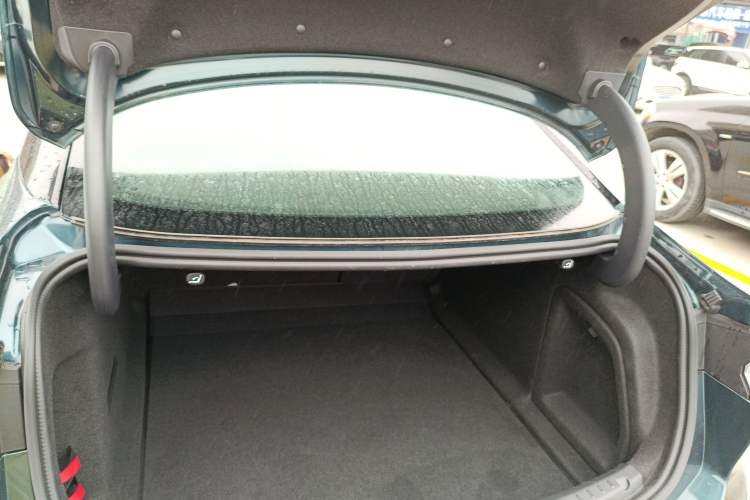 Used Ford Mondeo 2023 1.5T E-Hybrid ST-Line Trunk