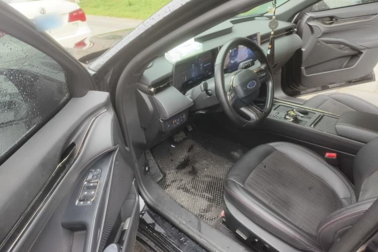 Used Ford Mondeo 2023 EcoBoost 180 Comfort Model Driver Seat