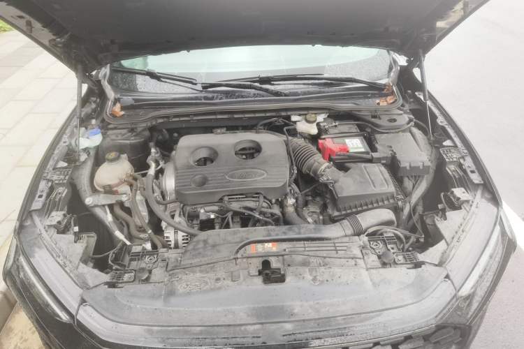 Used Ford Mondeo 2023 EcoBoost 180 Comfort Model Engine Bay