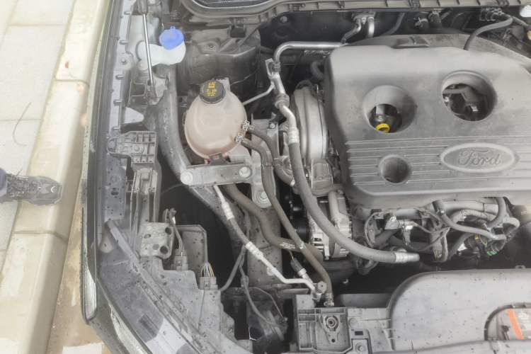 Used Ford Mondeo 2023 EcoBoost 180 Comfort Model Engine Bay Right