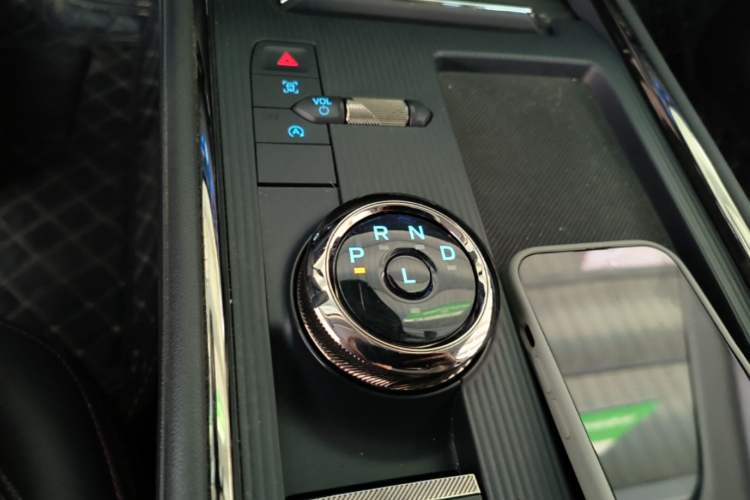 Used Ford Mondeo 2023 EcoBoost 245 Luxury Model Gear Lever