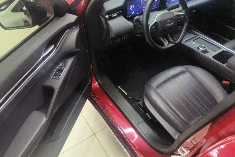 Used Ford Mondeo 2023 EcoBoost 245 Ultimate Model Driver Seat