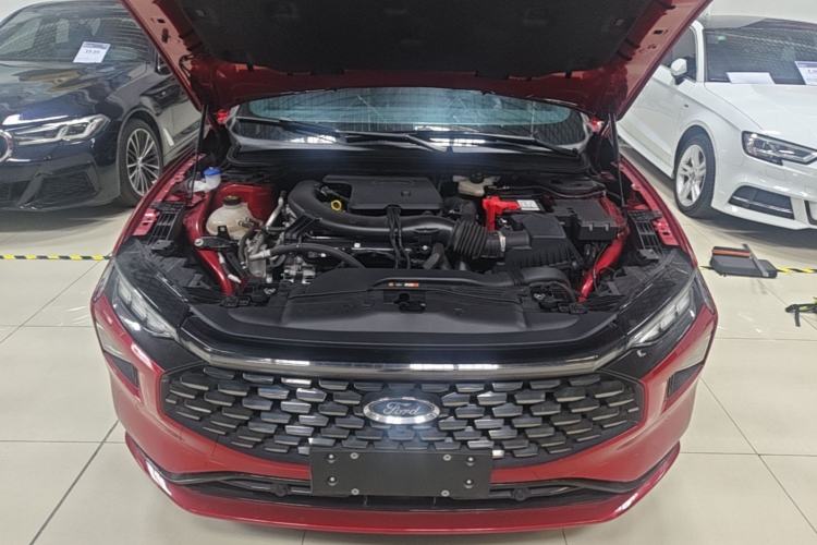 Used Ford Mondeo 2023 EcoBoost 245 Ultimate Model Engine Bay