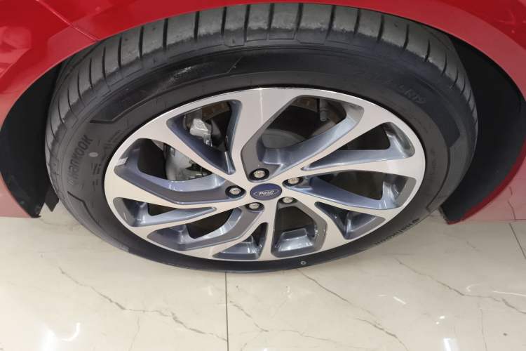 Used Ford Mondeo 2023 EcoBoost 245 Ultimate Model Exterior 7