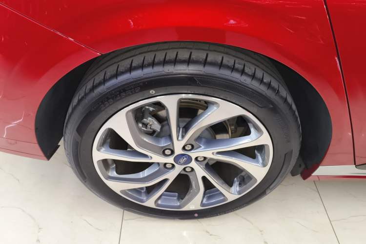 Used Ford Mondeo 2023 EcoBoost 245 Ultimate Model Exterior 8
