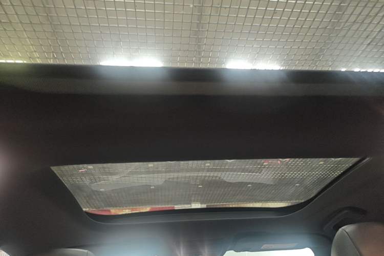 Used Ford Mondeo 2023 EcoBoost 245 Ultimate Model Headliner