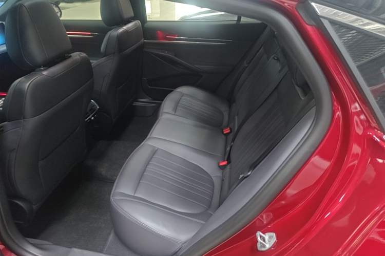 Used Ford Mondeo 2023 EcoBoost 245 Ultimate Model Left Rear Seat