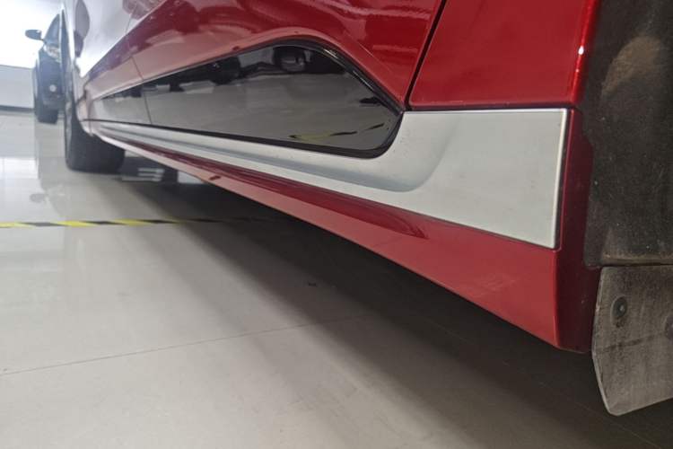 Used Ford Mondeo 2023 EcoBoost 245 Ultimate Model Left Side Sill