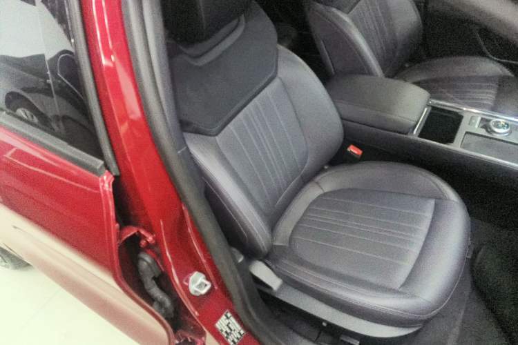 Used Ford Mondeo 2023 EcoBoost 245 Ultimate Model Right Front Seat