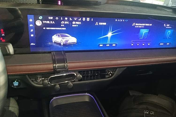Used Ford Mondeo 2023 EcoBoost 245 Ultimate Model Audio And AC Panel