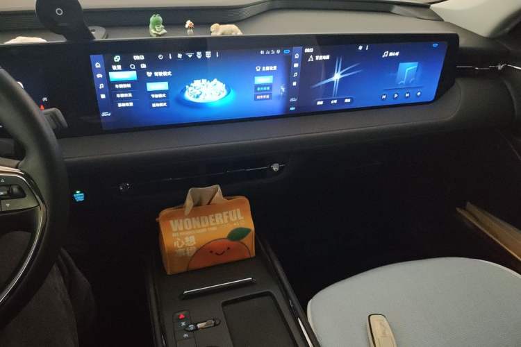 Used Ford Mondeo 2023 EcoBoost 180 Luxury Model Audio And AC Panel
