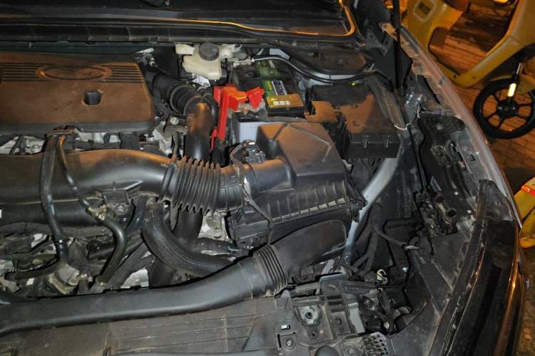 Used Ford Mondeo 2023 EcoBoost 245 Luxury Model Engine Bay Left