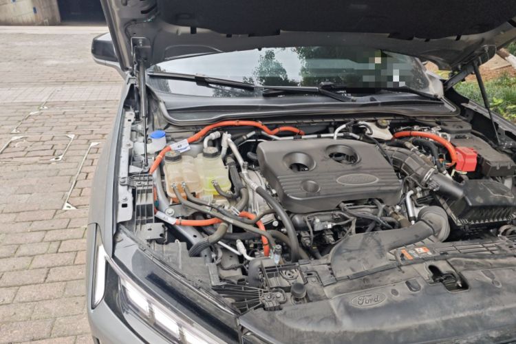 Used Ford Mondeo 2023 1.5T E-Hybrid ST-Line Engine Bay Right