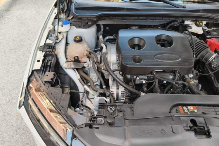 Used Ford Mondeo 2023 EcoBoost 180 Comfort Model Engine Bay Right