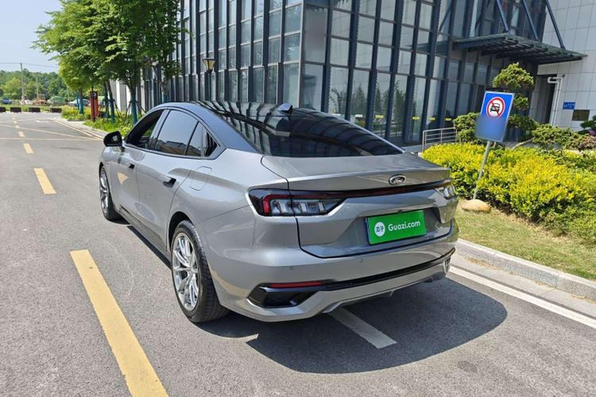 Used Ford Mondeo 2023 EcoBoost 245 Ultimate Model Exterior 2