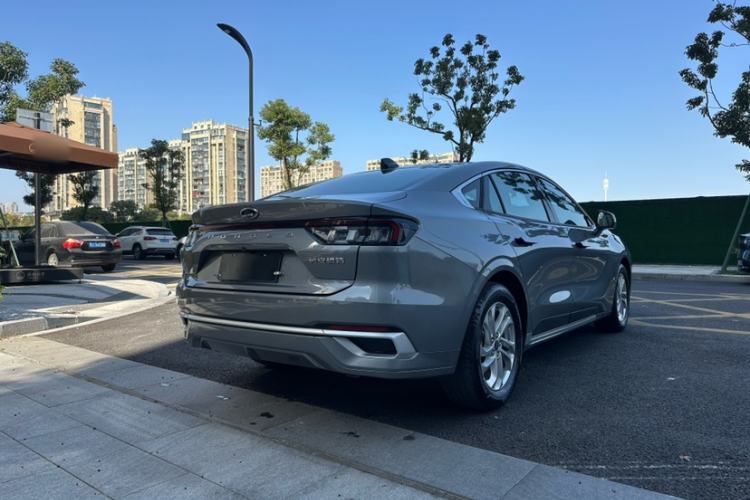 Used Ford Mondeo 2023 EcoBoost 180 Comfort Model Exterior 3