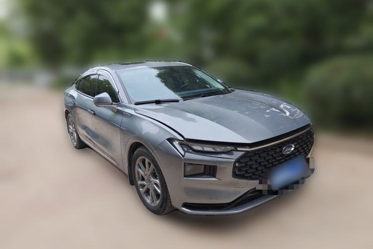 Used Ford Mondeo 2023 1.5T E-Hybrid Luxury Version Front Right 45 Deg