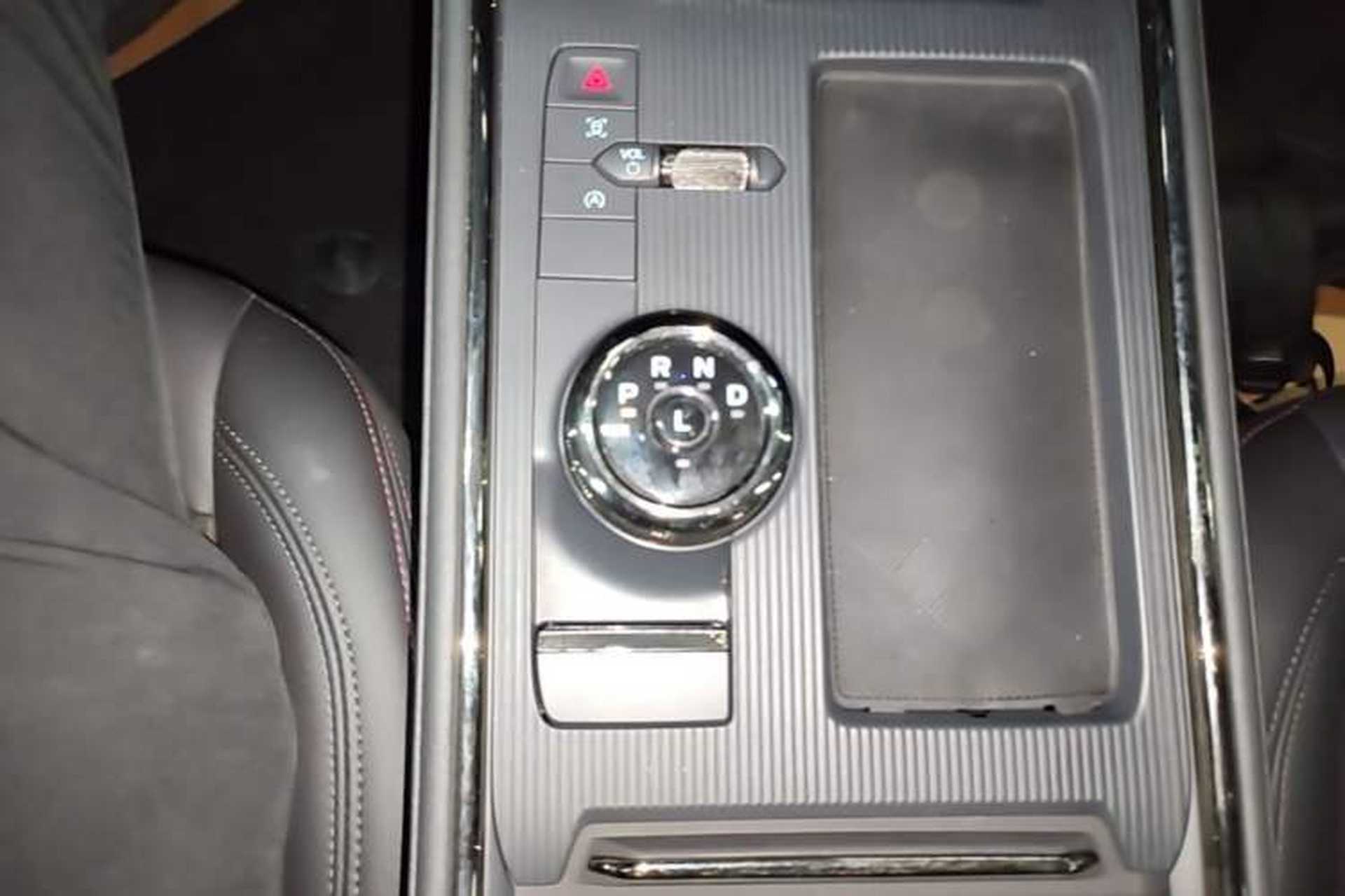 Used Ford Mondeo 2023 EcoBoost 180 Luxury Model Gear Lever