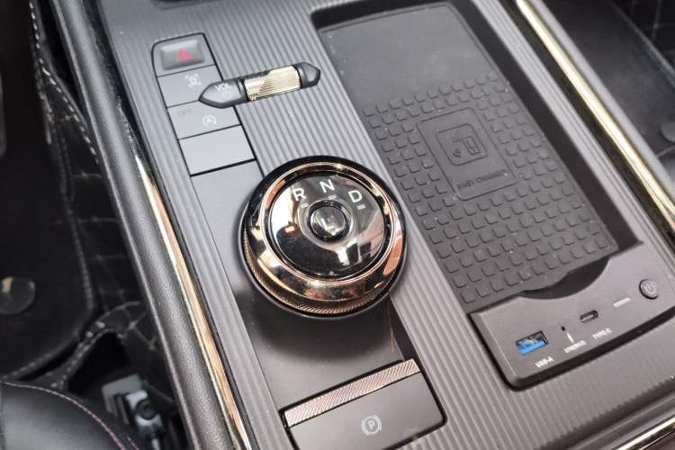 Used Ford Mondeo 2023 EcoBoost 180 Comfort Model Gear Lever