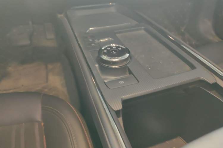 Used Ford Mondeo 2023 EcoBoost 245 Luxury Model Gear Lever