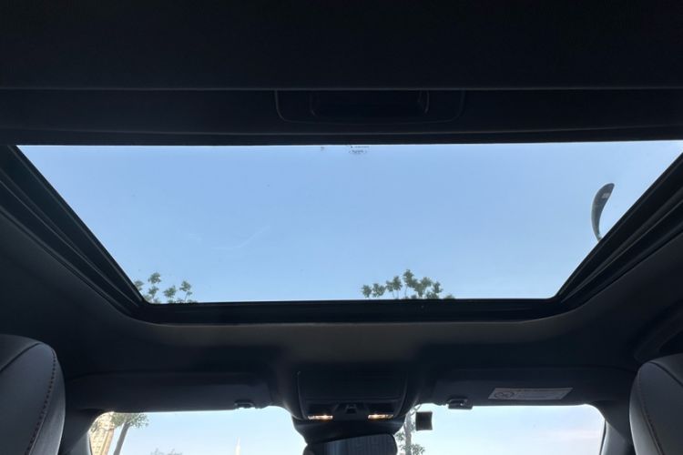 Used Ford Mondeo 2023 EcoBoost 180 Comfort Model Headliner