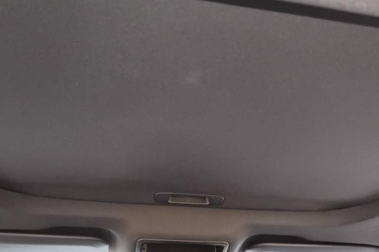 Used Ford Mondeo 2023 EcoBoost 180 Comfort Model Headliner
